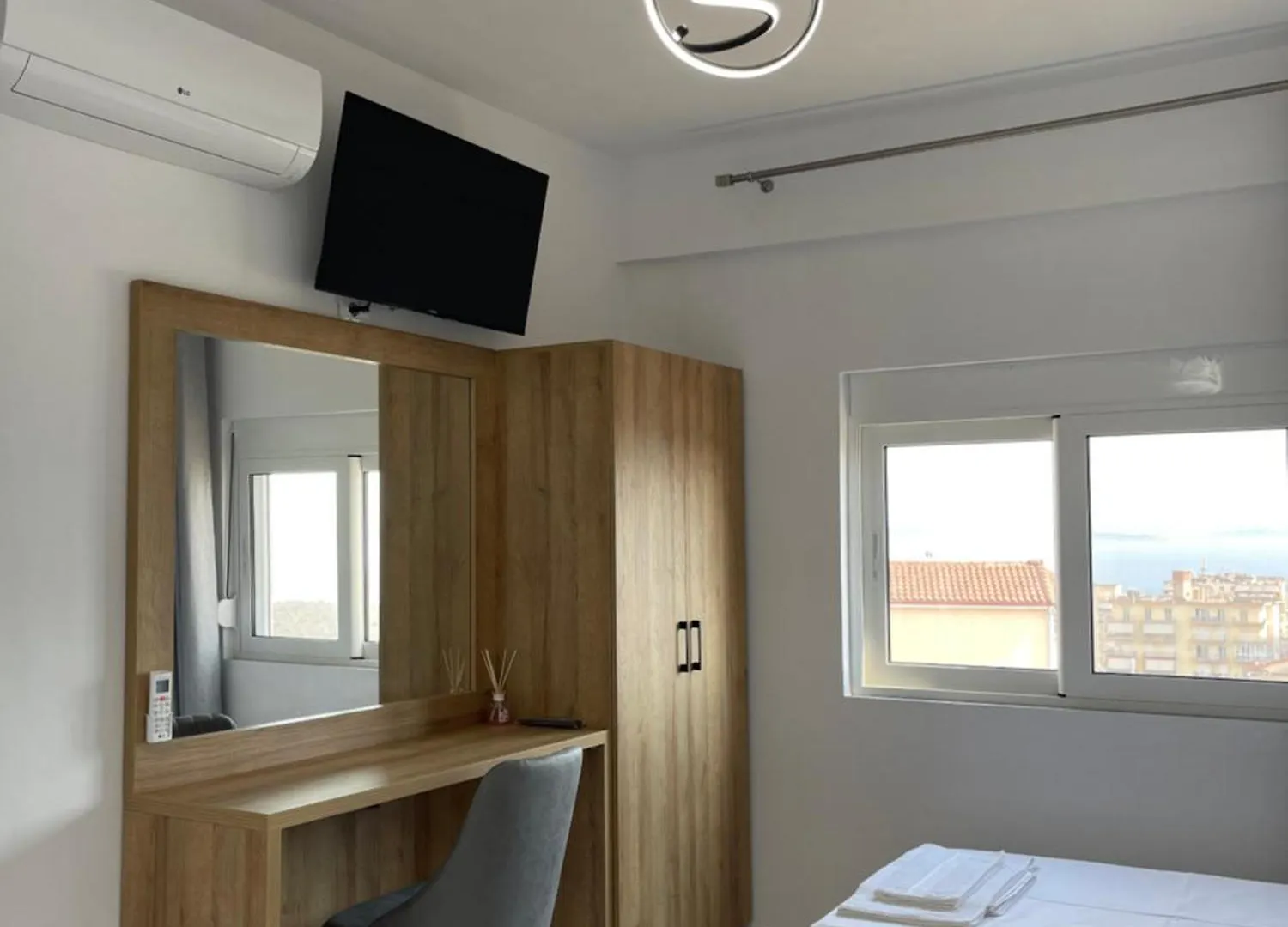 White House Dami Apartment Sarande