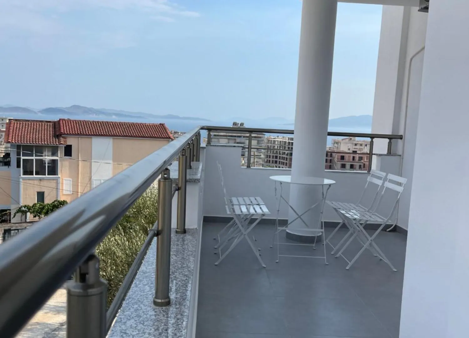 White House Dami Apartment Sarande